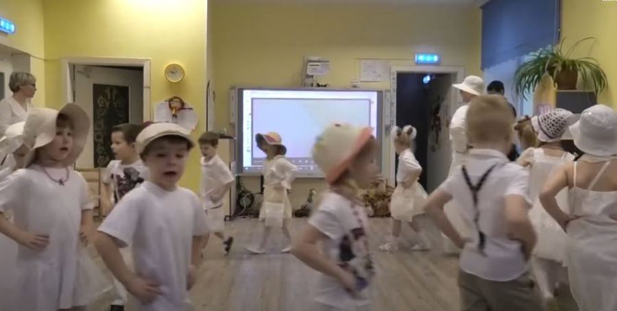 Kadripäev Sillamäe lasteaias Päikseke 29.11.2021. ESN TV